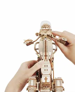 RoboTime 3D drevené mechanické puzzle Motorka (cruiser)